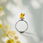 anello Limonio Resilienza GDA004, collezione Il Giardino dei Desideri di Mad Tea, in acciaio, vetro e vero limonio stabilizzato, regolabile in misura