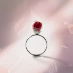 anello Rosa Love GDA006, collezione Il Giardino dei Desideri di Mad Tea, in acciaio, vetro e veri petali di rosa stabilizzati, regolabile in misura